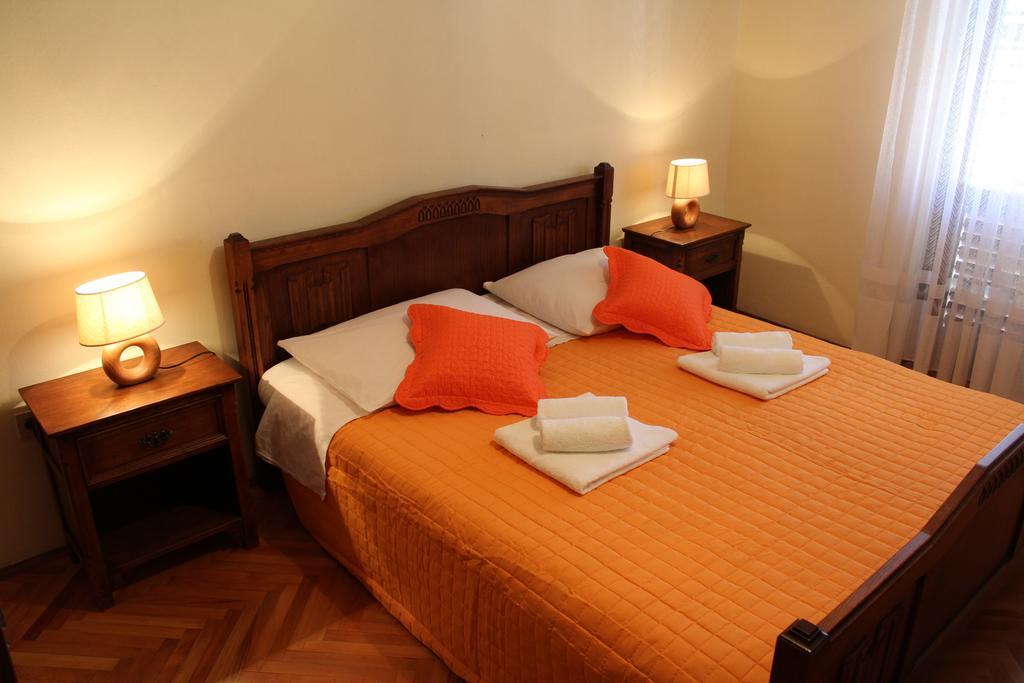 Apartments Stari Sibenik Grebaštica Pokoj fotografie